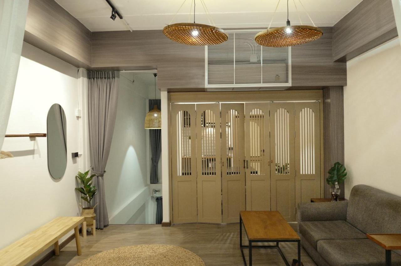 Krung Boutique Hotel Banguecoque Exterior foto